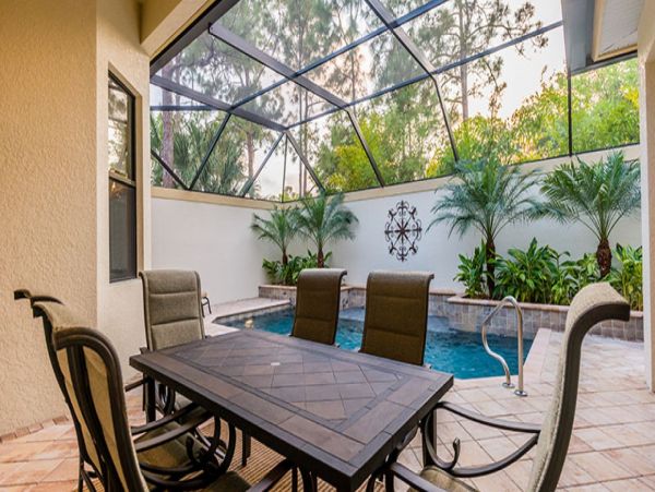 Naples Home 989895