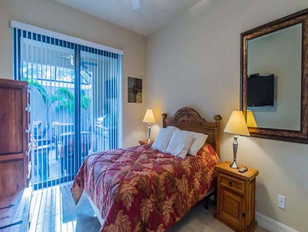 Naples Home 989896