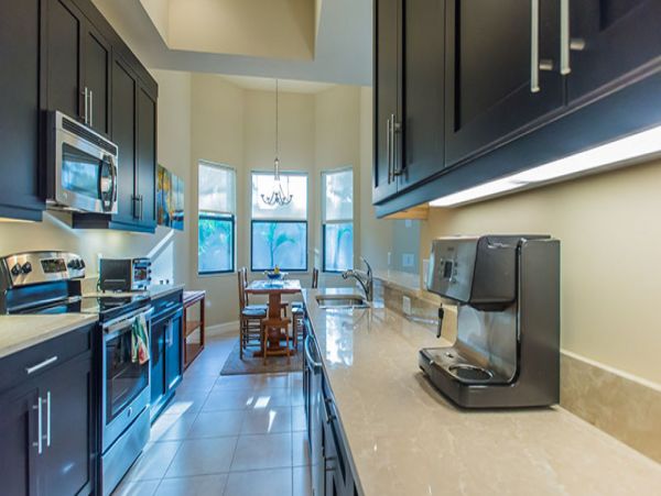 Naples Home 989896