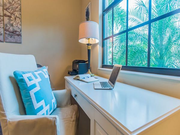 Naples Home 989896