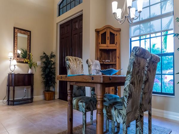 Naples Home 989896
