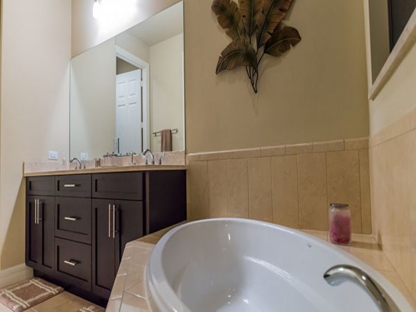 Naples Home 989896