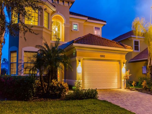 Naples Home 989897
