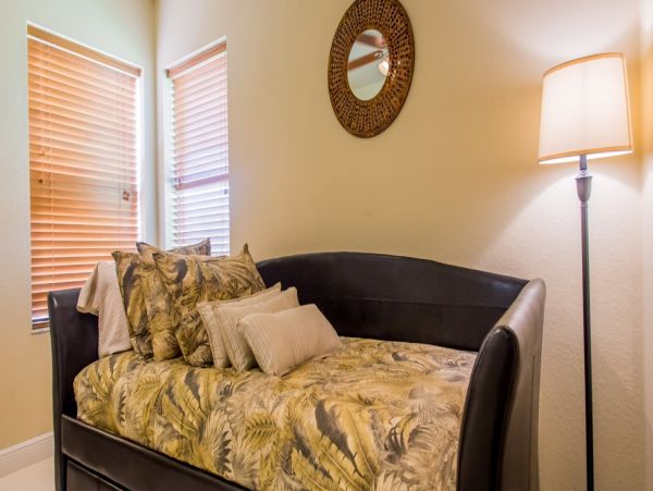 Naples Home 989897