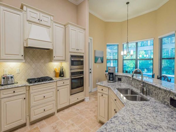 Naples Home 989898