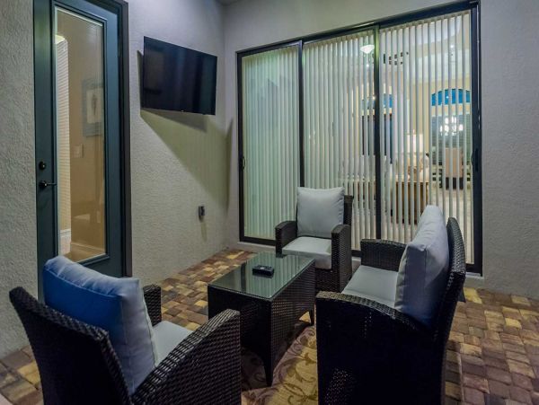 Naples Home 989898