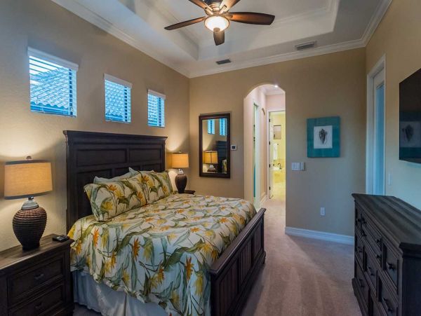Naples Home 989898