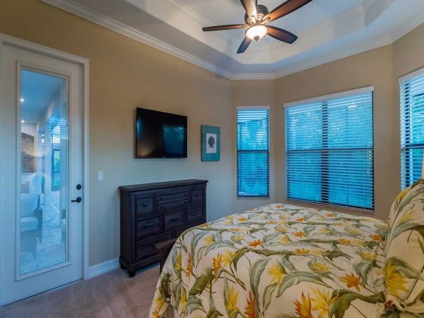 Naples Home 989898