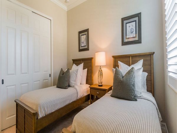 Naples Home 989899