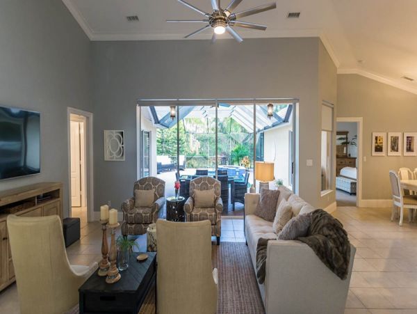 Naples Home 989900