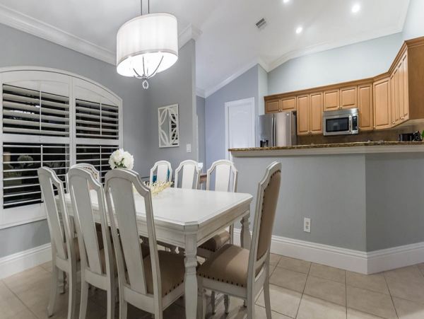 Naples Home 989900