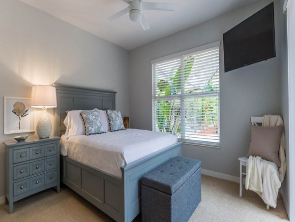 Naples Home 989900