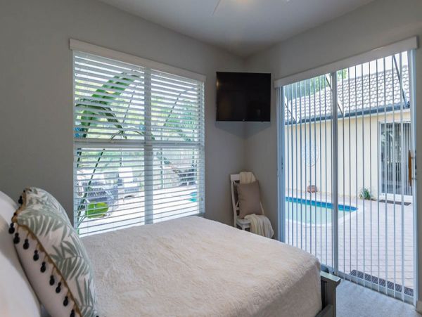 Naples Home 989900