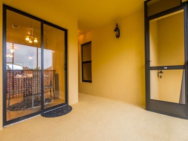 Naples Condo 989902