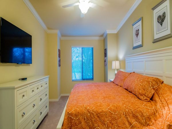 Naples Condo 989902