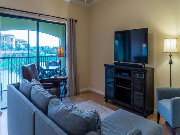 Naples Condo 989903