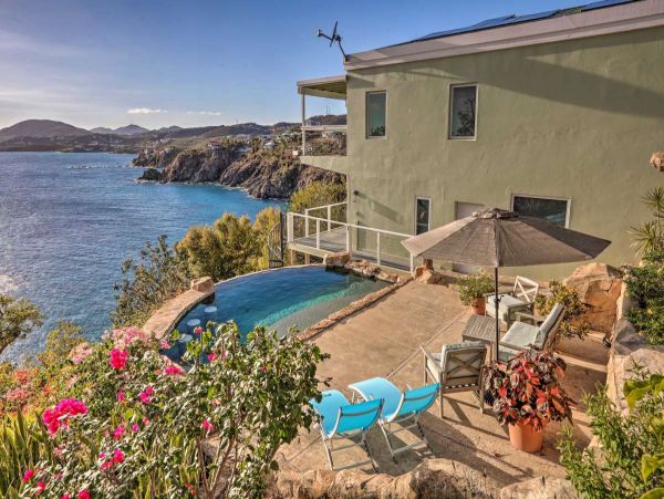 St. Thomas Home 989907