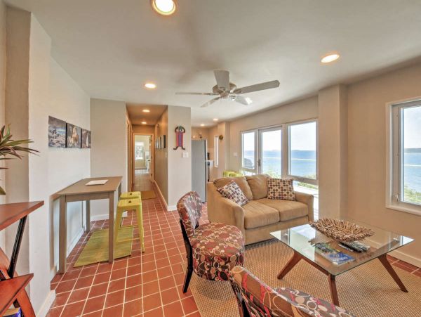 St. Thomas Home 989907