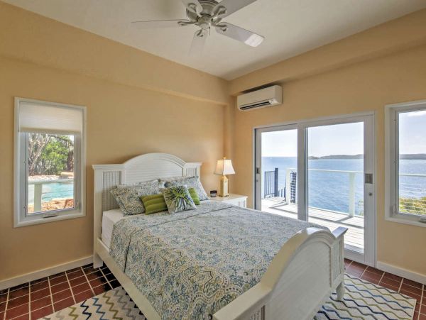 St. Thomas Home 989907