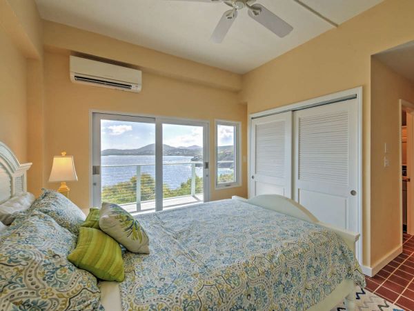 St. Thomas Home 989907
