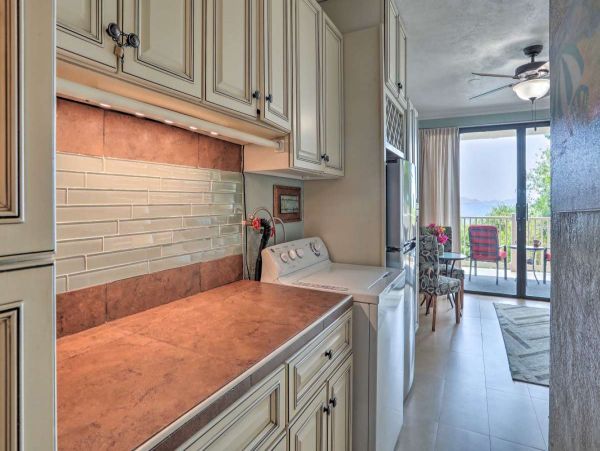 St. Thomas Condo 989909