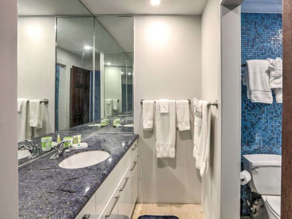 St. Thomas Condo 989913