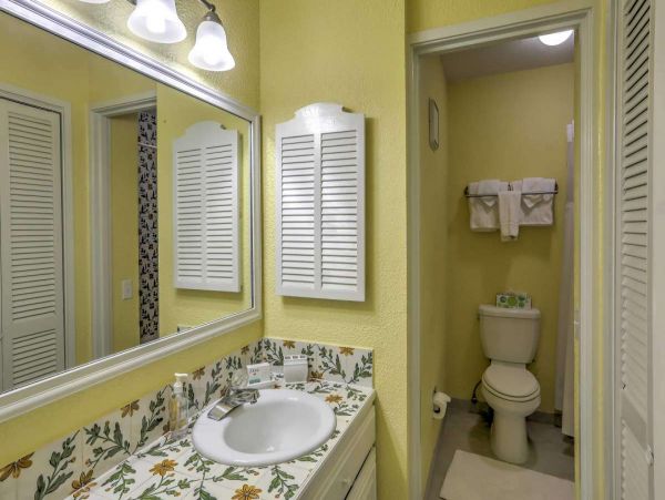 St. Thomas Condo 989914