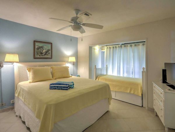 St. Thomas Condo 989914