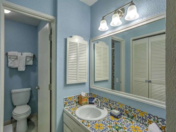St. Thomas Condo 989914
