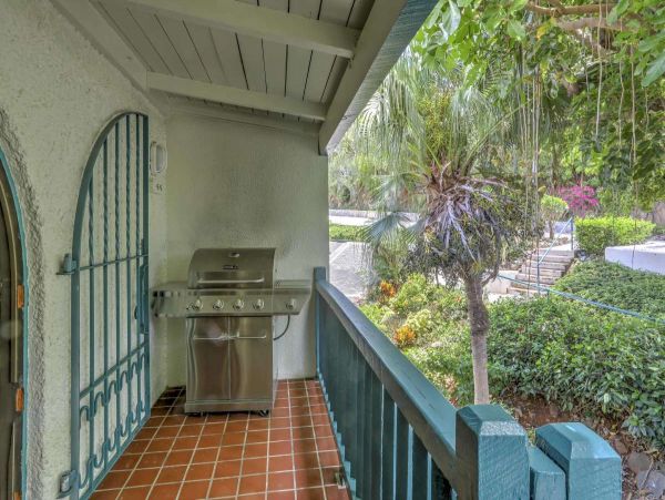 St. Thomas Condo 989914
