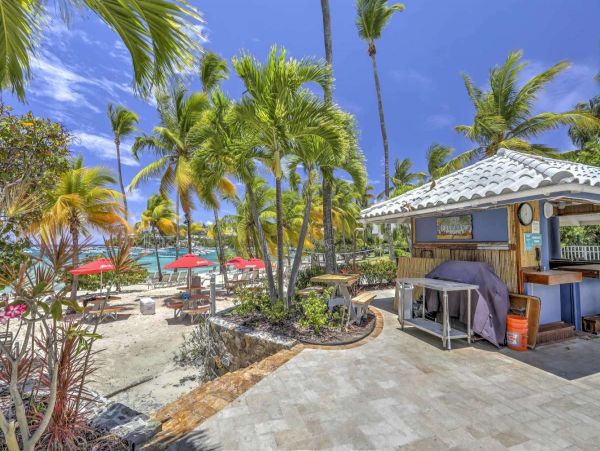 St. Thomas Condo 989914
