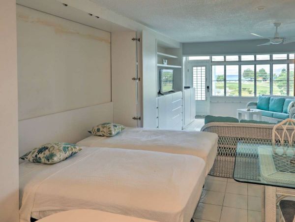 St. Thomas Condo 989915