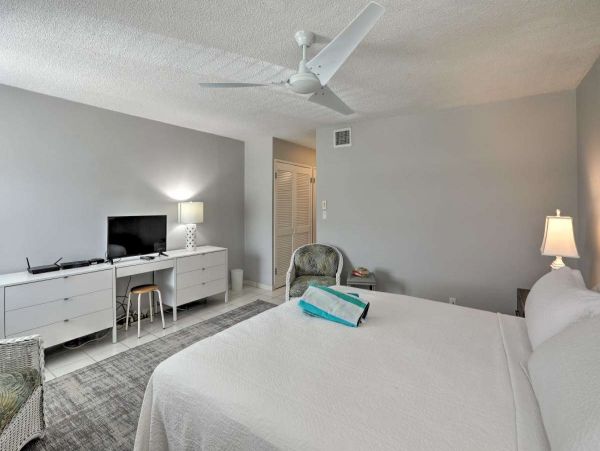 St. Thomas Condo 989915