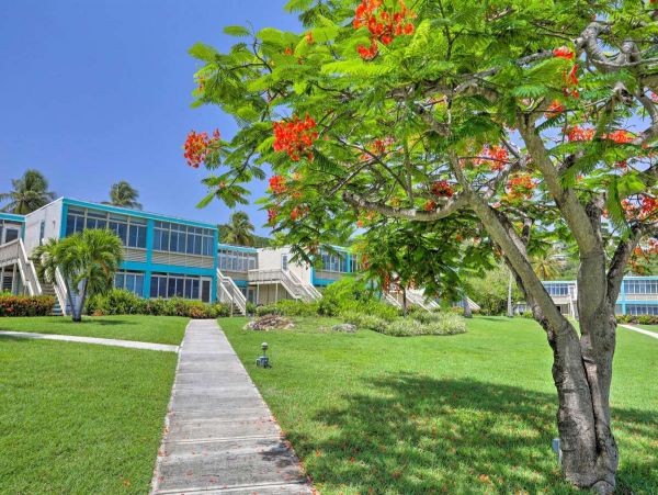 St. Thomas Condo 989915