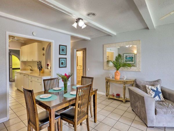 St. Thomas Condo 989916