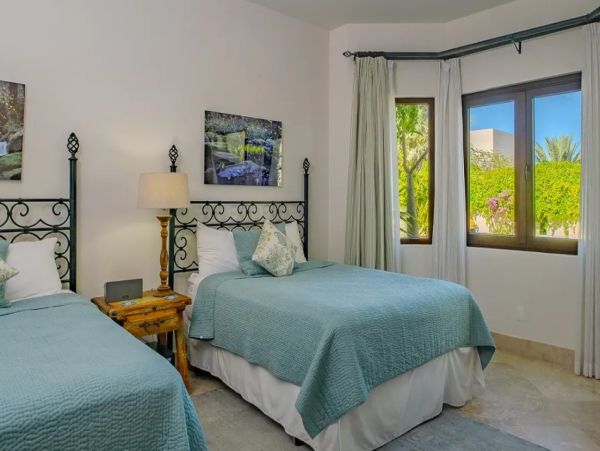 Luxury 4 Bedroom Los Cabos Vacation Rental with Pool & Spa