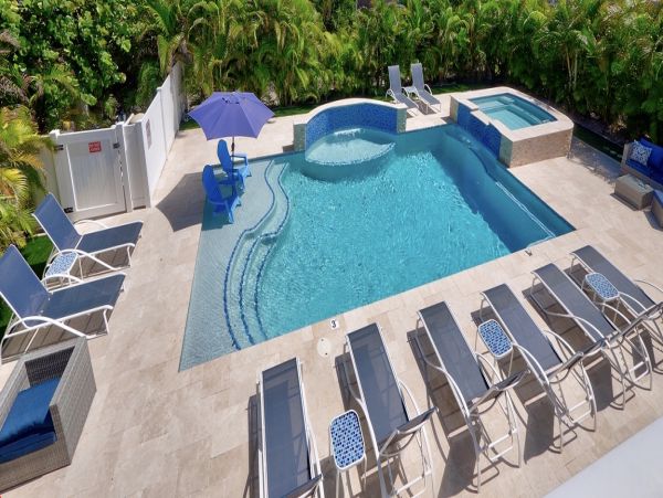 Short Walk to Beach West Palm Beach Vacation Condo