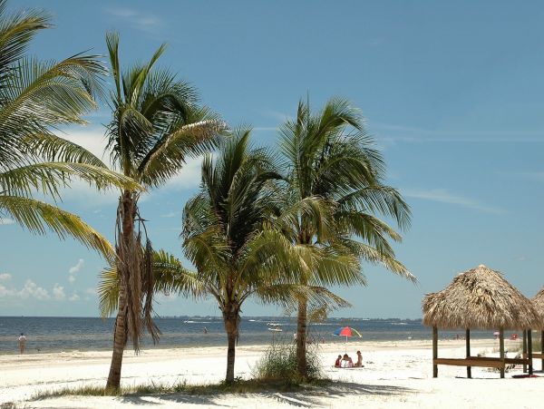 Fun Family Beach House Close to Beach Fort Myers