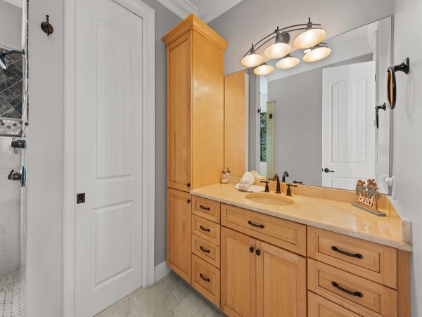 Anna Maria Island Waterfront Vacation Rental - Holmes Beach Luxury Getaway