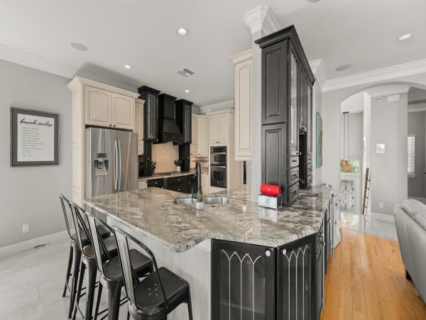 Anna Maria Island Waterfront Vacation Rental - Holmes Beach Luxury Getaway