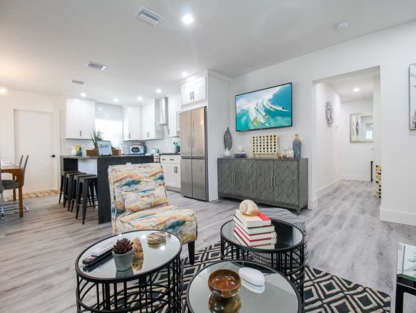 Beautiful Sarasota Vacation Condo Three Bedrooms