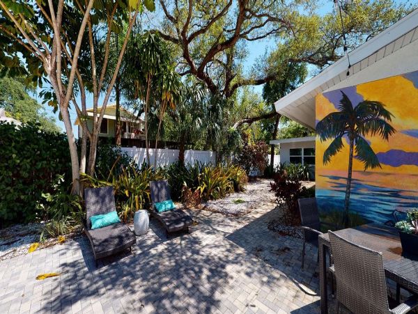 Beautiful Sarasota Vacation Condo Two Bedrooms Sleeps 6
