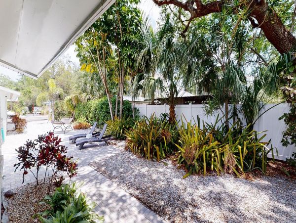 Beautiful Sarasota Vacation Condo Two Bedrooms Sleeps 6