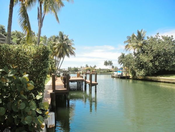 Marco Island Vacation Home 3 - Bedroom & Private Caged Pool