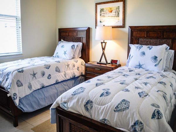 Marco Island Vacation Home 3 - Bedroom & Private Caged Pool