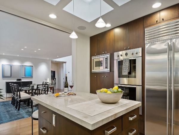 Modern Luxury Home Panoramic Ocean, City & Mountain Views!