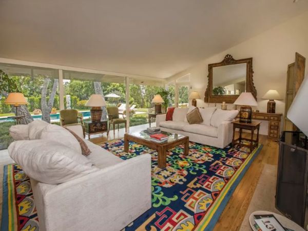 Luxury Rental Home 3 Bedrooms with Pool in Montecito