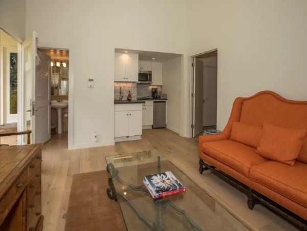 Luxury Rental Home 3 Bedrooms with Pool in Montecito
