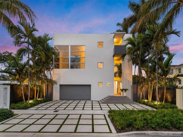 Private Estate Home Miami Coconut Grove