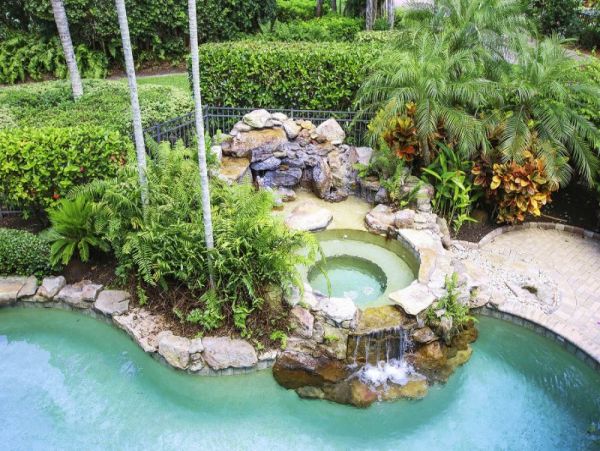 Short Walk to Beach Captiva Vacation Home Private Pool